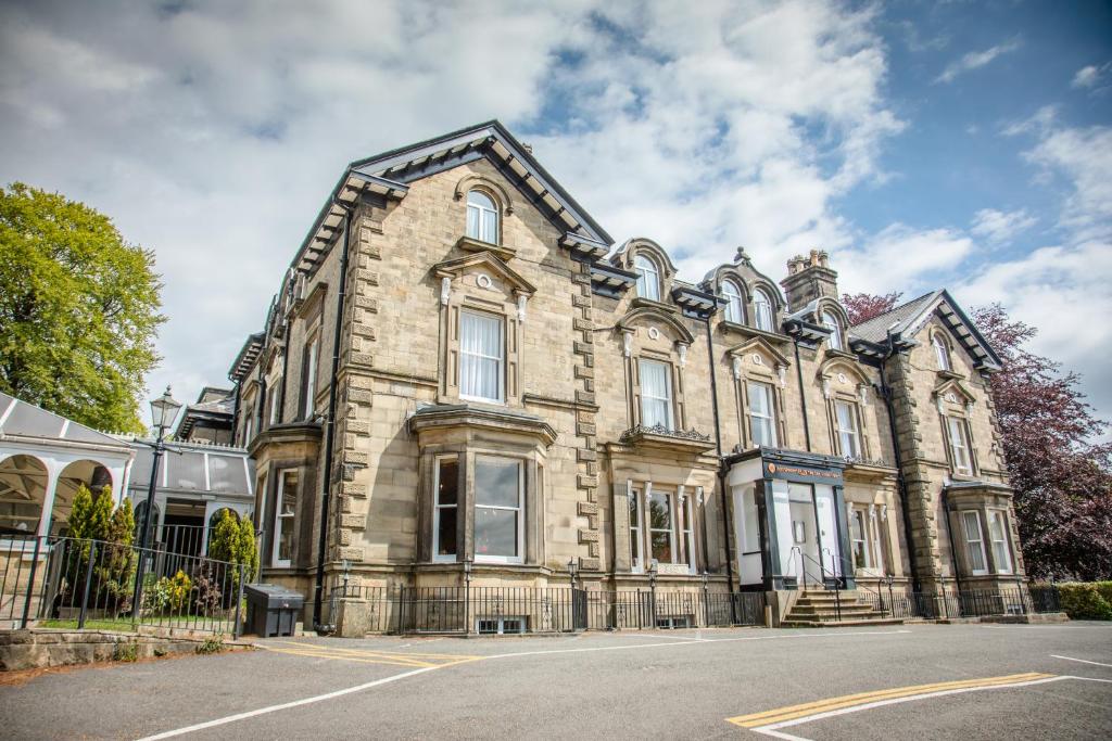 Cheap hotels in Buxton